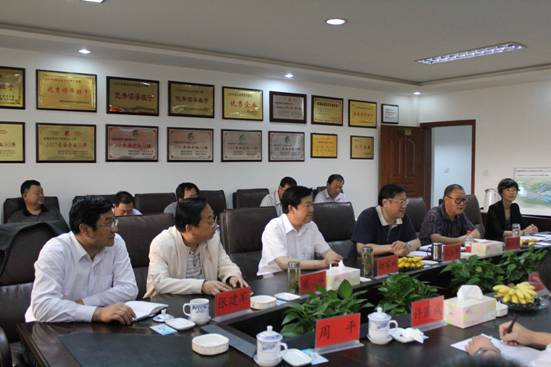 省委常委、副省長駱玉林實(shí)地考察物產(chǎn)集團(tuán)“雙百”行動(dòng)重點(diǎn)項(xiàng)目